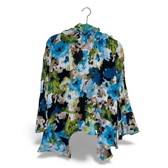 Sunny Leigh Blue and Green Floral Ruffle Neck Button Up Blouse - Picture 2 of 6